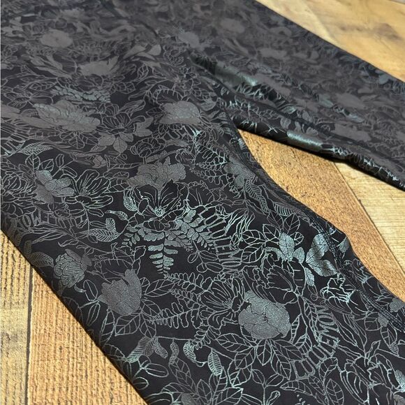 Lululemon Wunder Under High-Rise Tight 28" *Full-On Luxtreme Shine foil size 18 - Picture 10 of 16